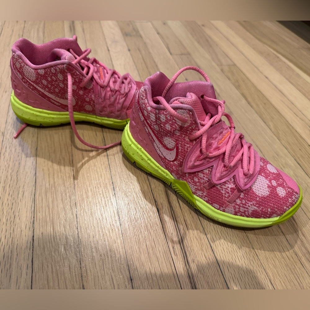 Kids Nike Kyrie 5 “Patrick Star”. Toddler size 11. Boys or girls.